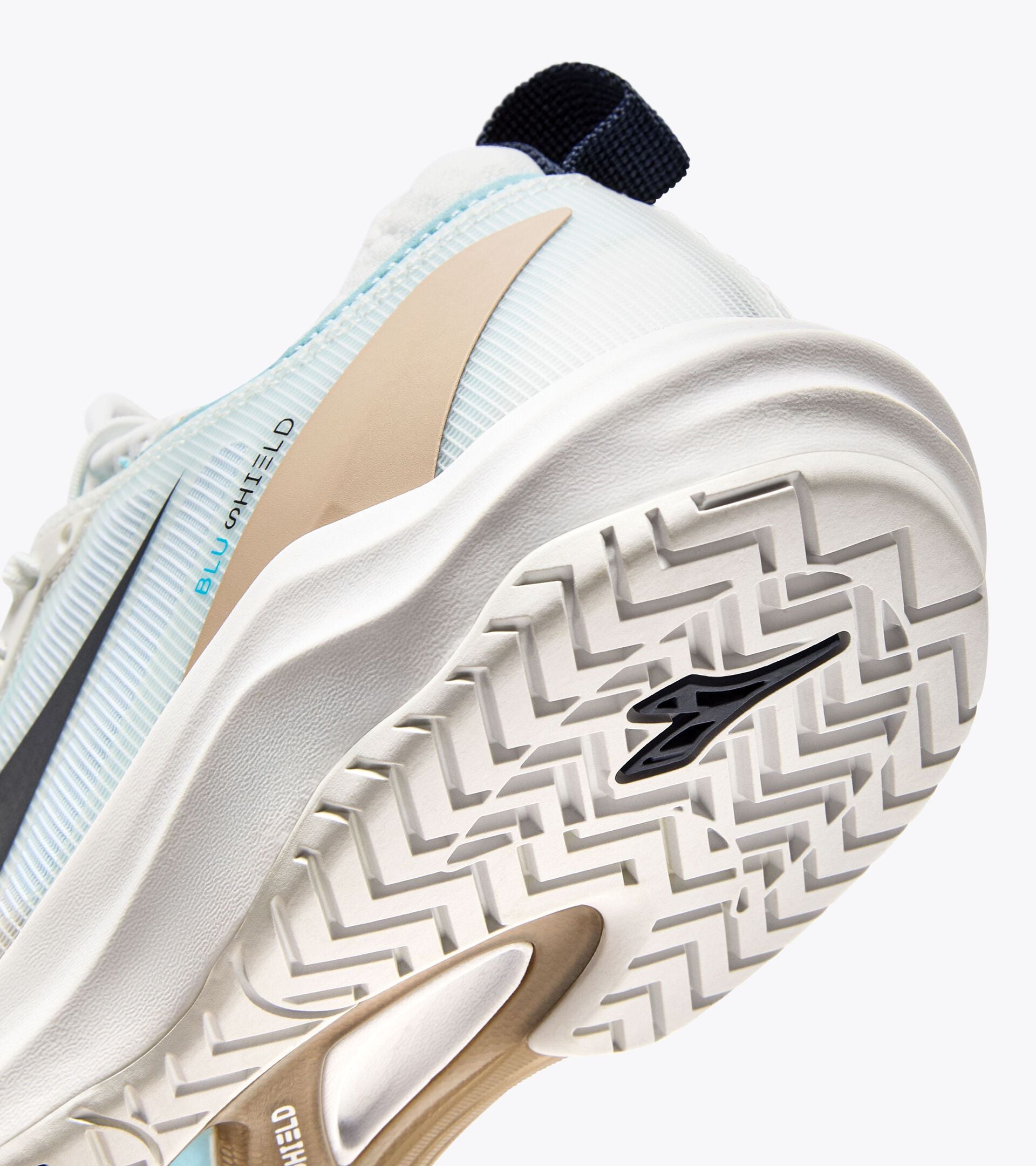 Diadora SPEED BLUSHIELD FLY 4 + W AG