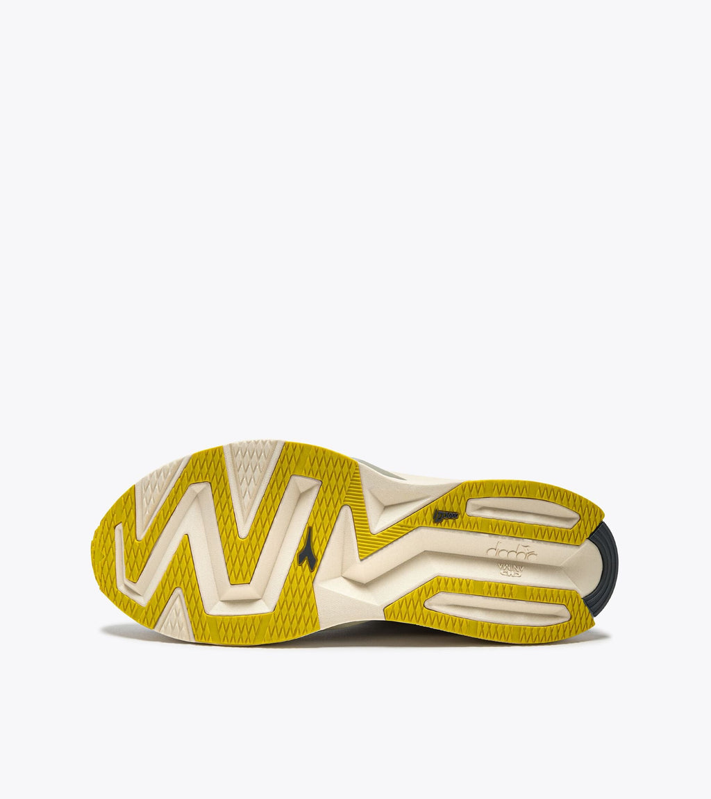 Diadora ATOMO V7000-2
