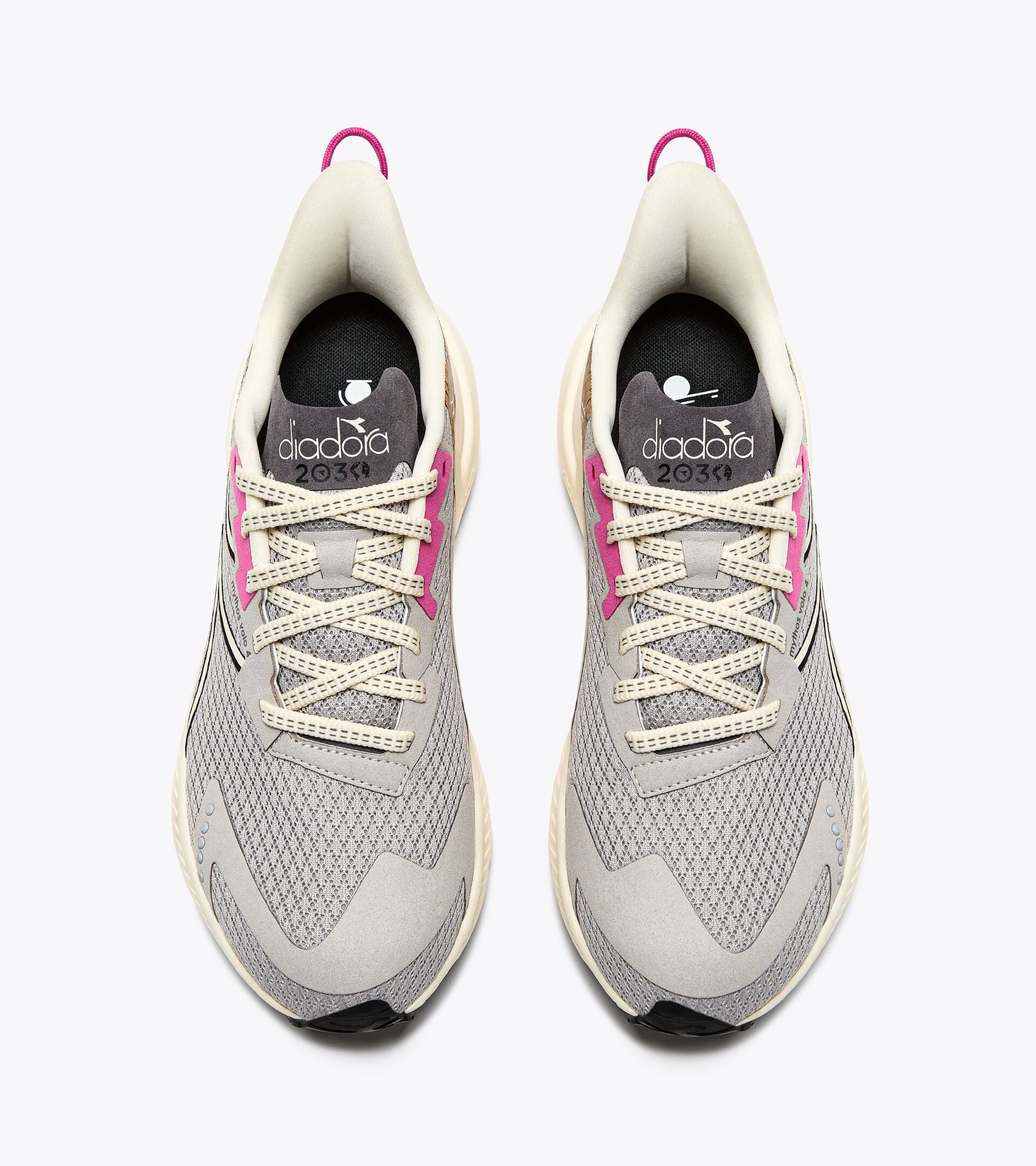 Diadora MYTHOS BLUSHIELD VOLO 4 W 2030