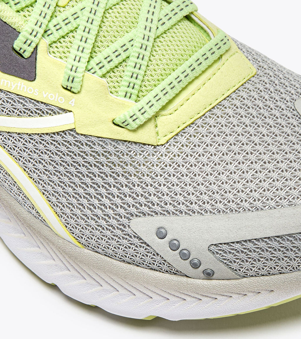 Diadora MYTHOS BLUSHIELD VOLO 4 W