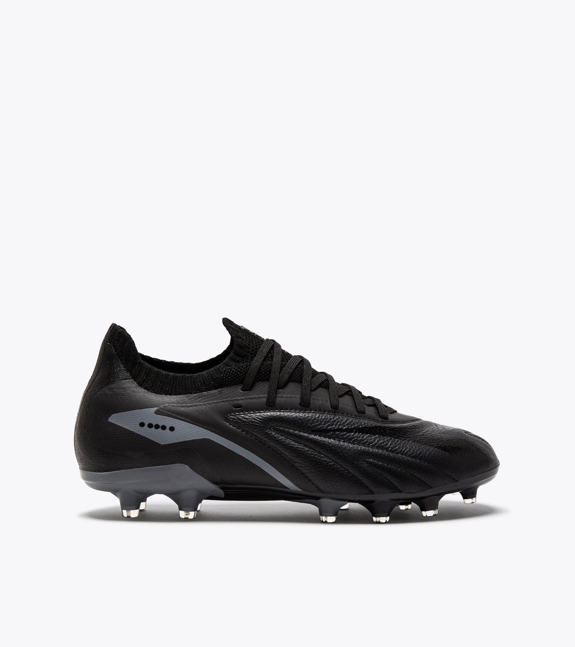 Diadora MAXIMUS ELITE SLX