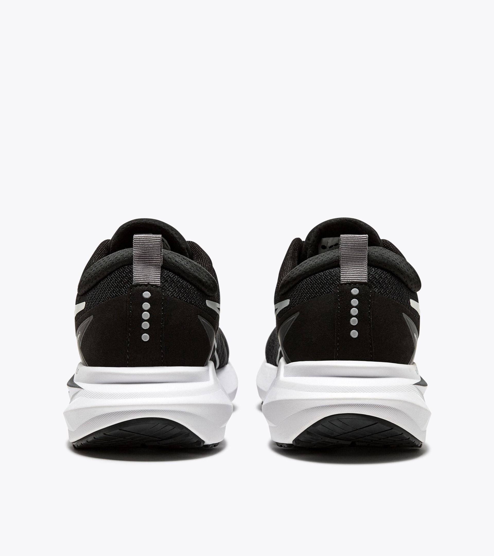 Diadora MYTHOS BLUSHIELD VIGORE 3 WIDE