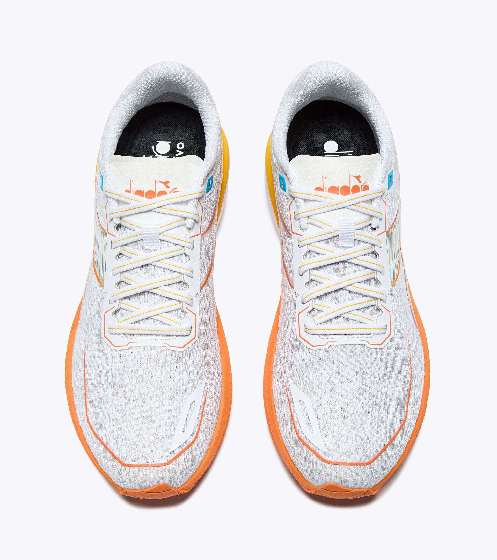 Diadora MYTHOS BLUSHIELD VOLO 5