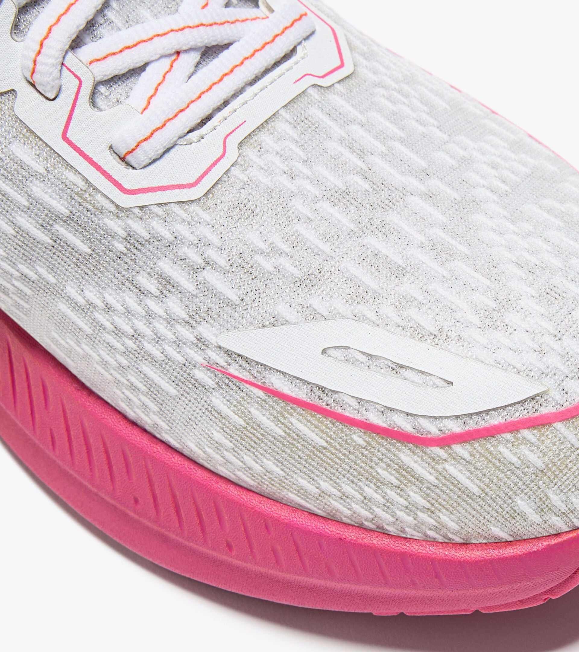Diadora MYTHOS BLUSHIELD VOLO 5 W