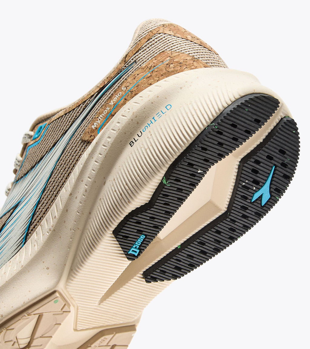 Diadora MYTHOS BLUSHIELD VOLO 5 W 2030