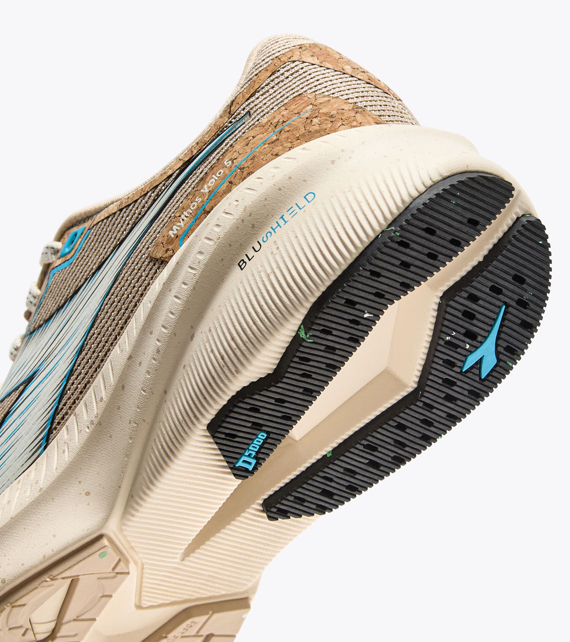 Diadora MYTHOS BLUSHIELD VOLO 5 W 2030