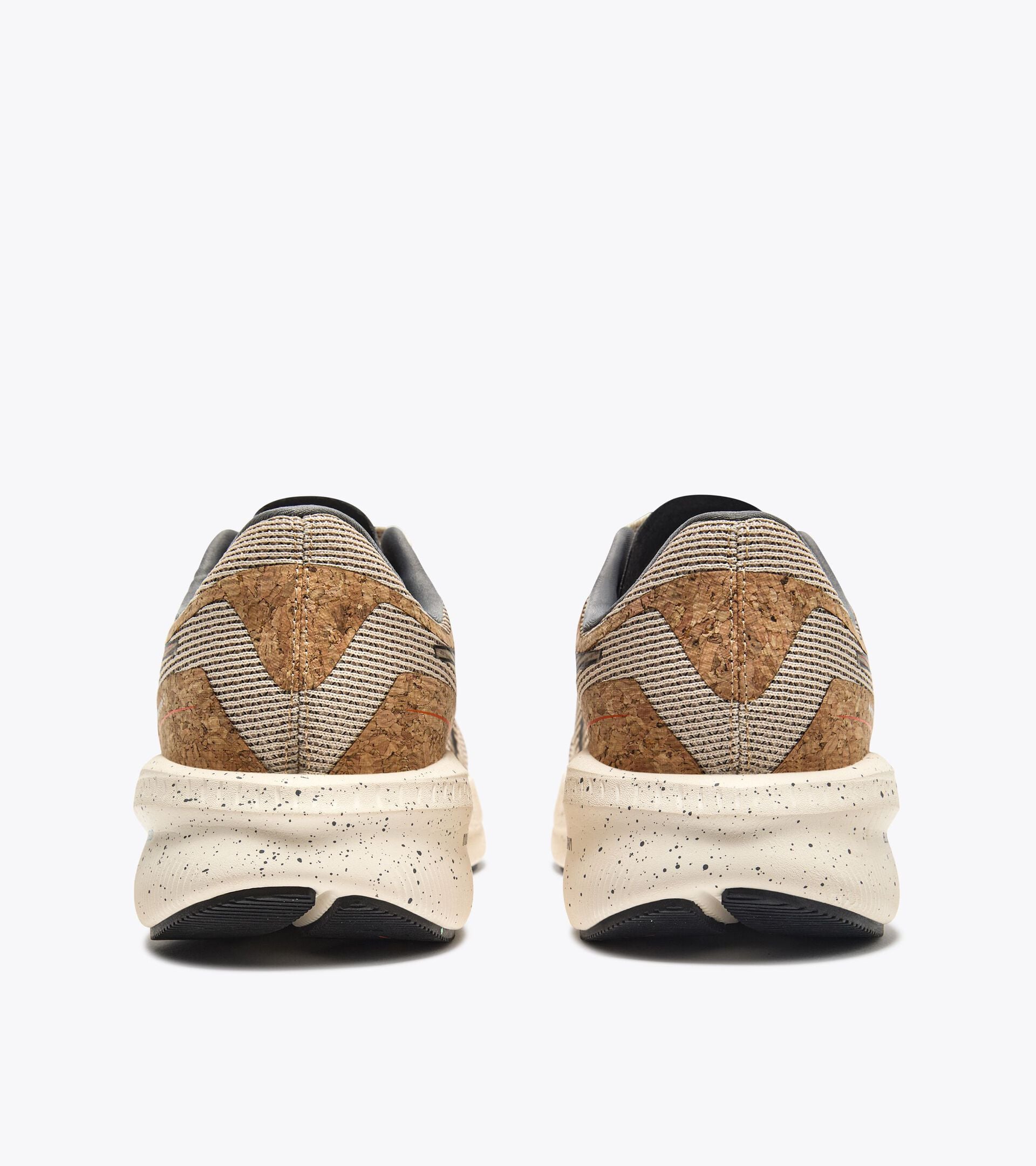 Diadora MYTHOS BLUSHIELD VOLO 5 2030