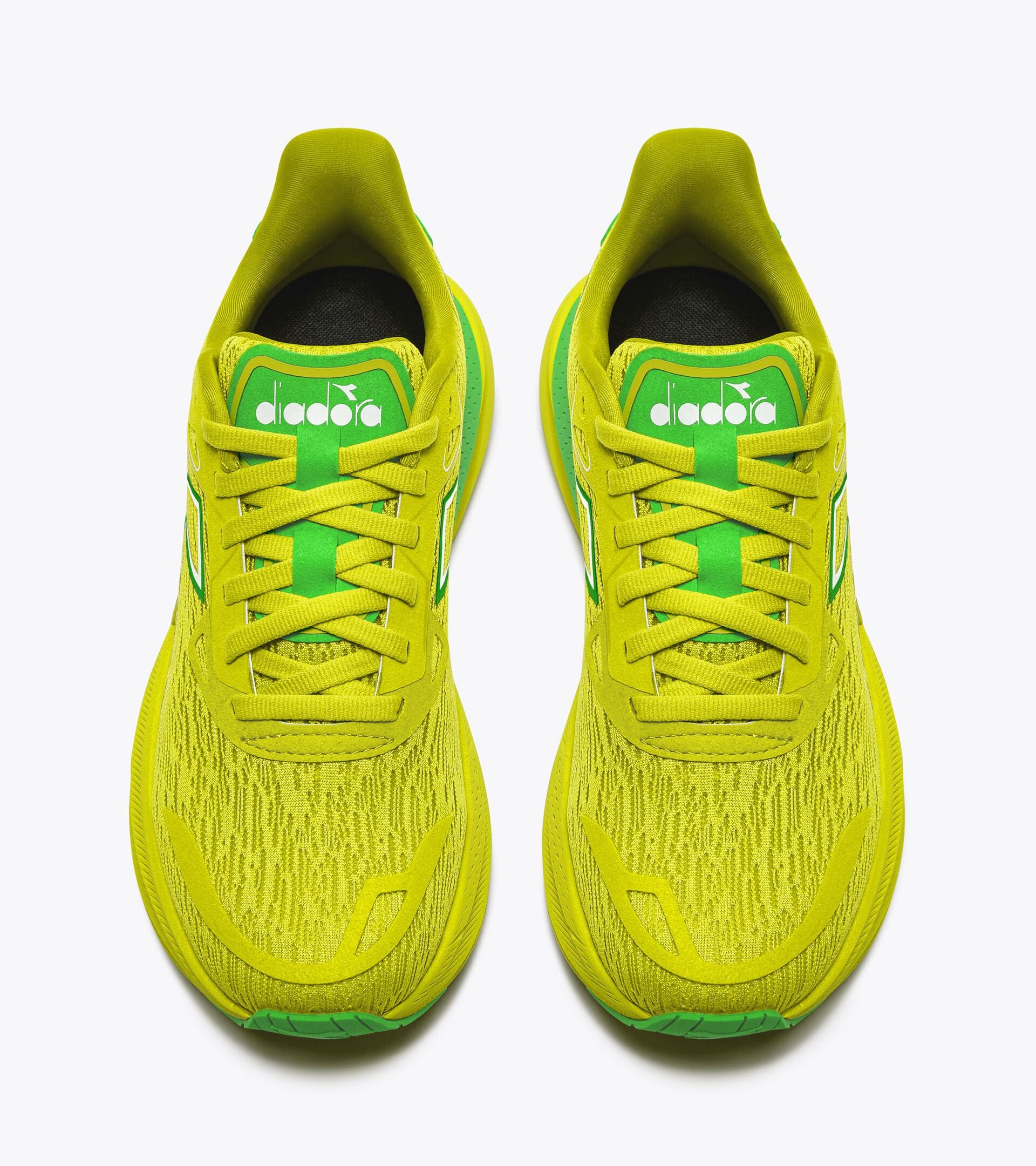 Diadora NUCLEO 2