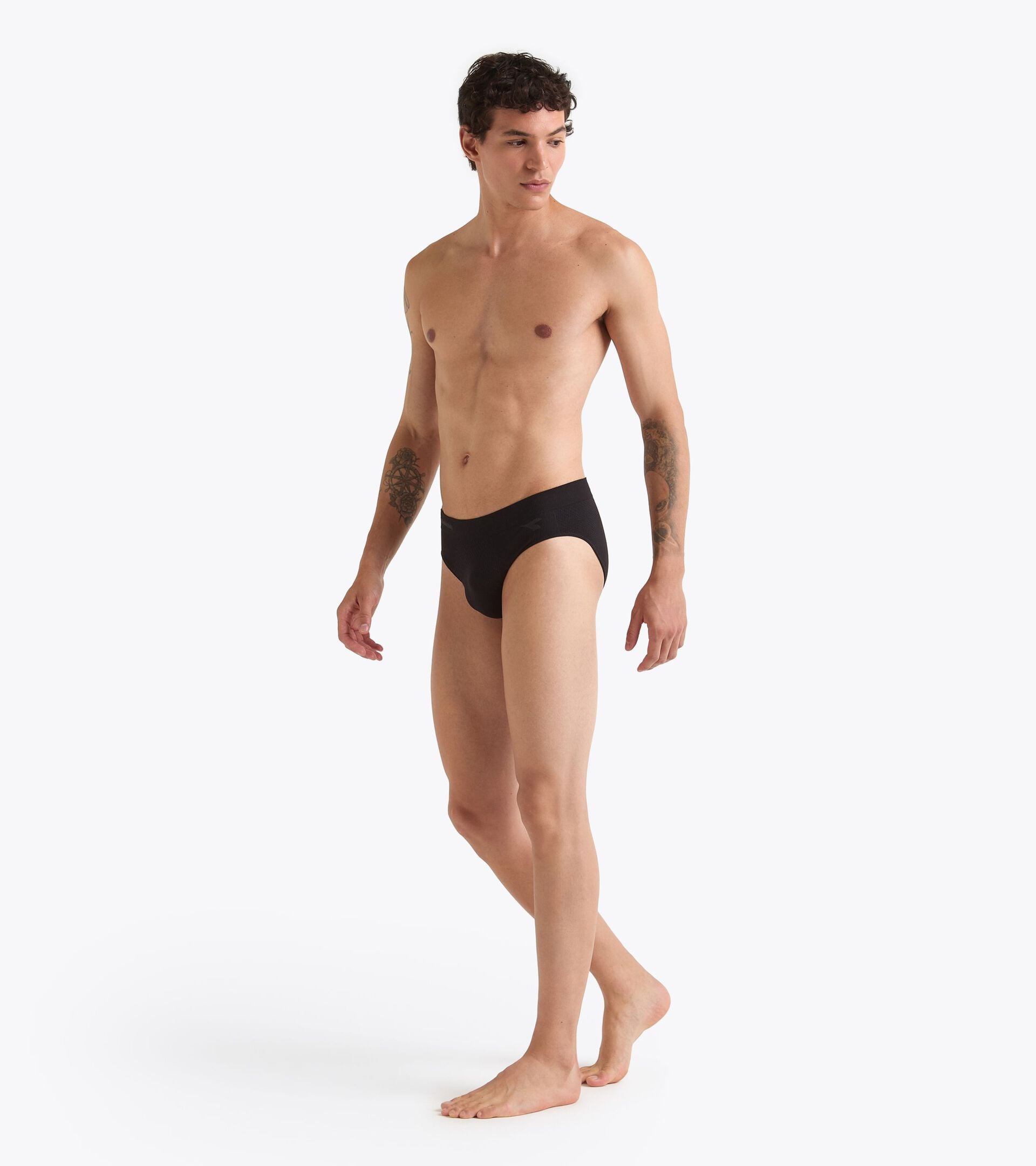 Diadora BRIEF STRATOZERO
