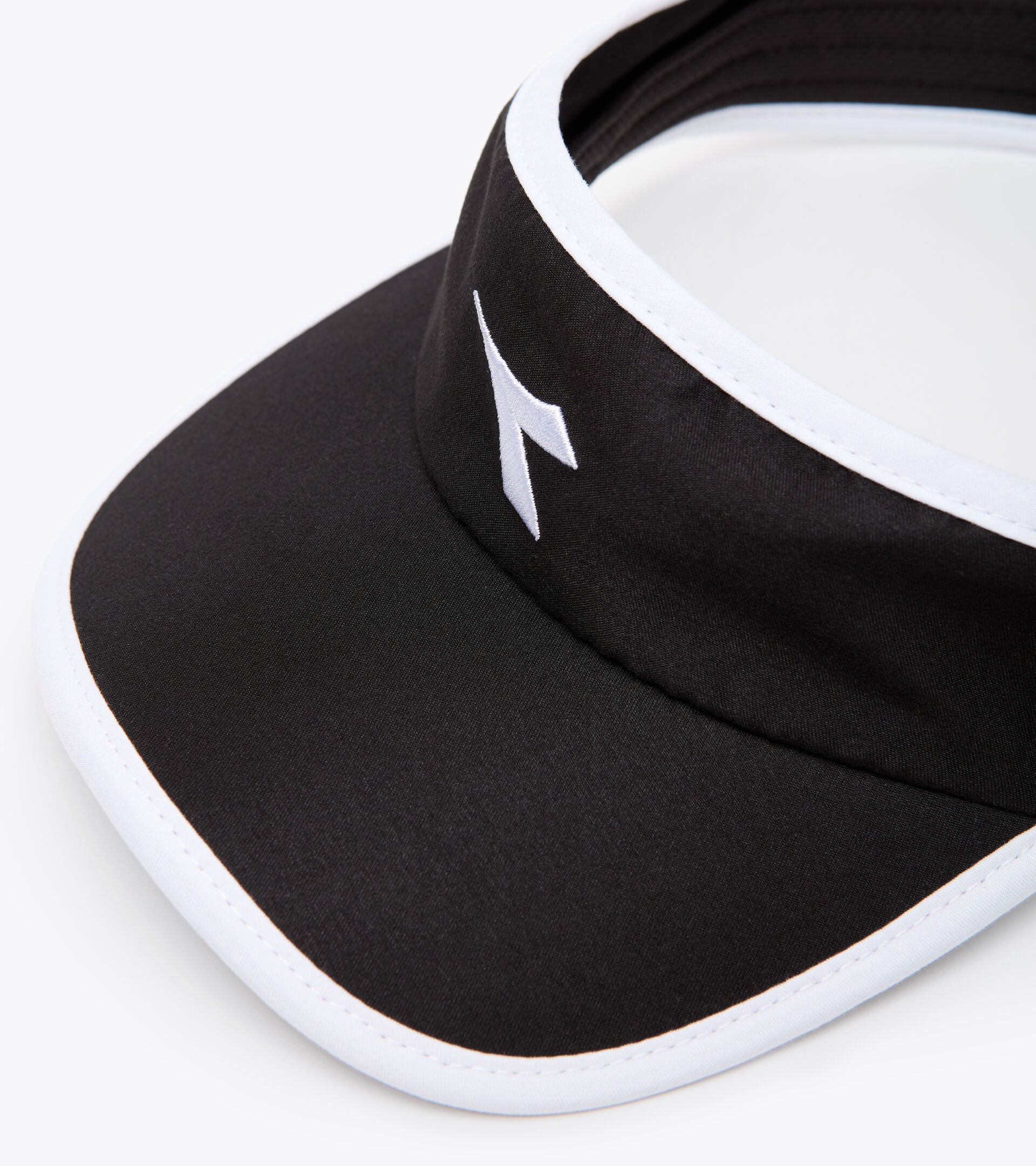 Diadora VISOR