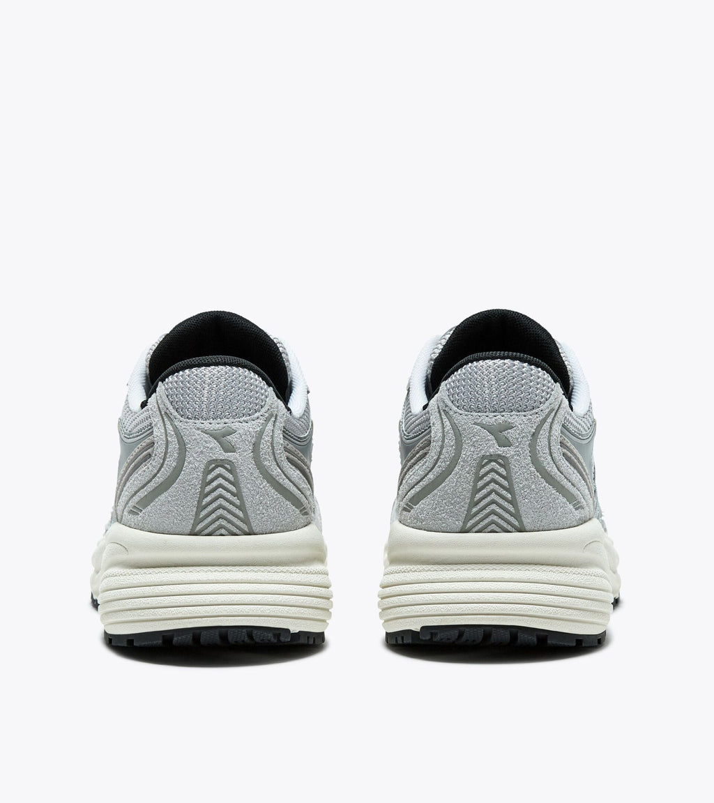 Diadora MYTHOS STAR