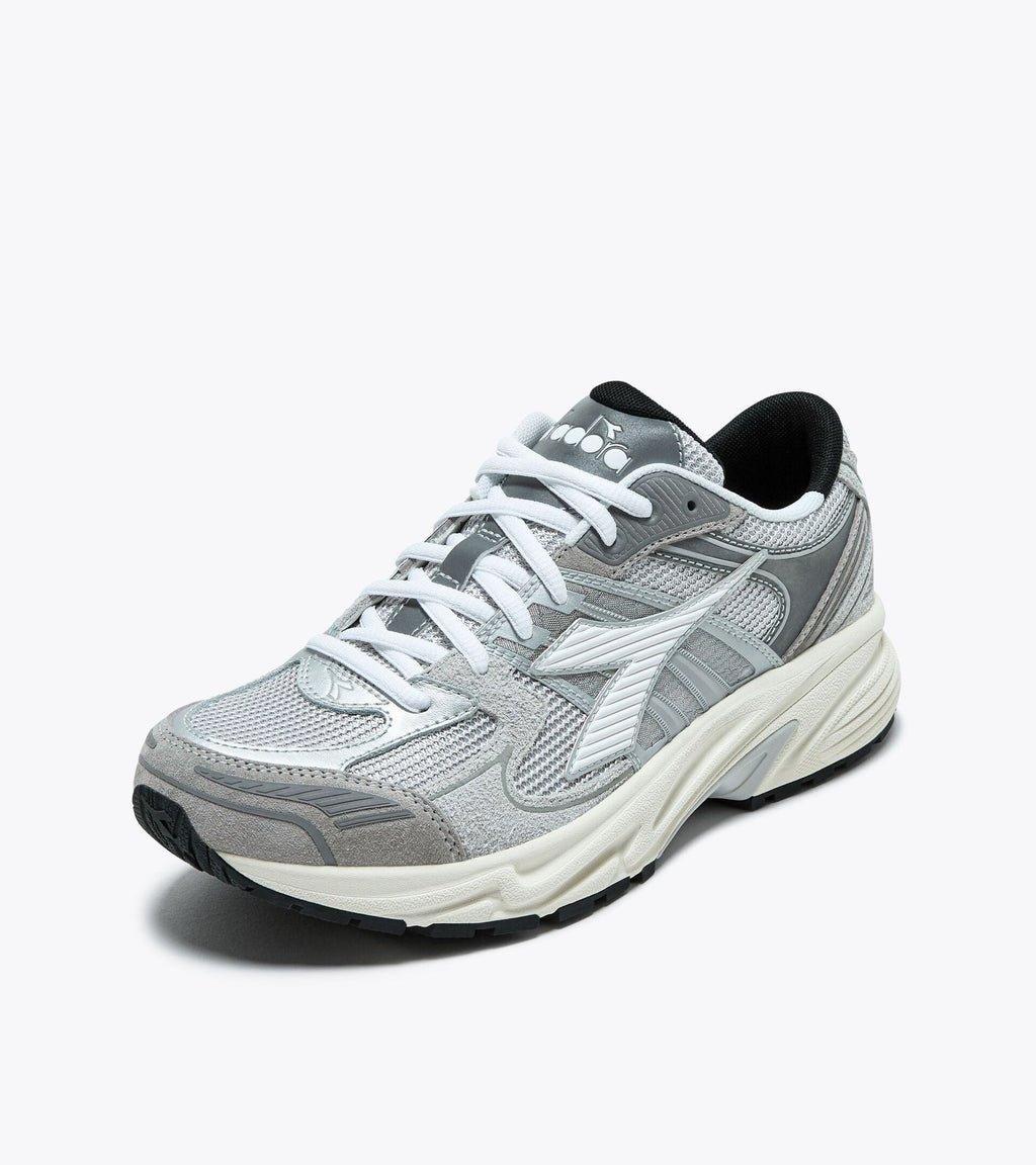 Diadora MYTHOS STAR