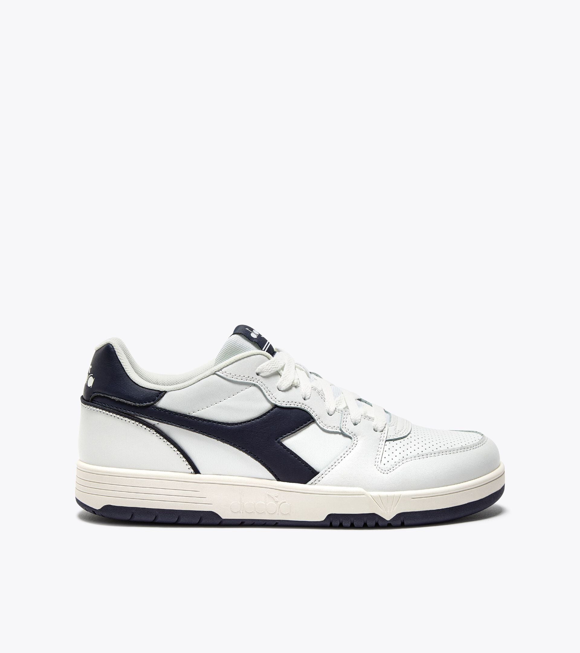 Diadora DEUCE