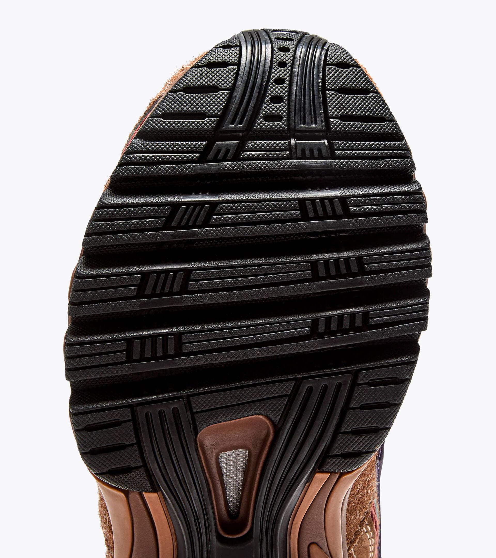 Diadora MYTHOS PROPULSION 280 BACCA