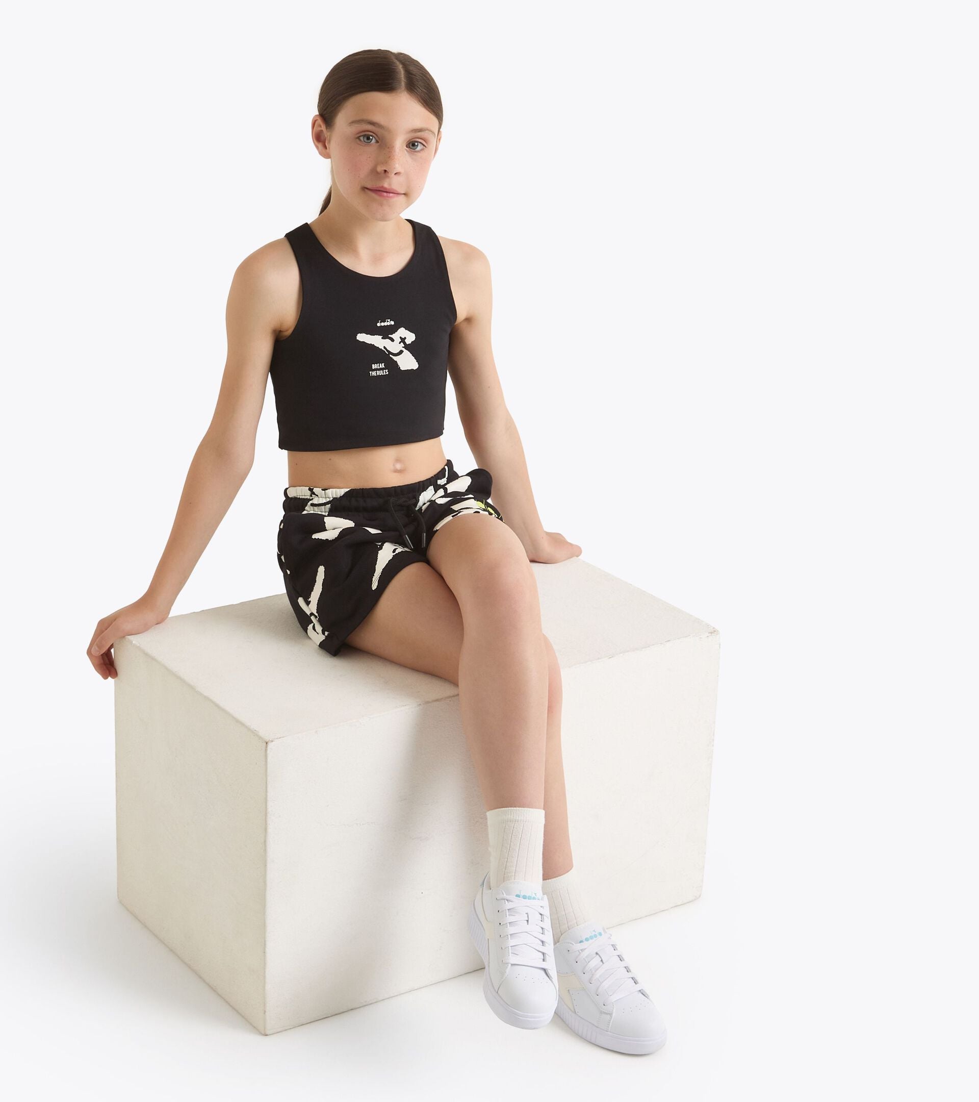 Diadora JG. CROP TOP SMILE LOGO