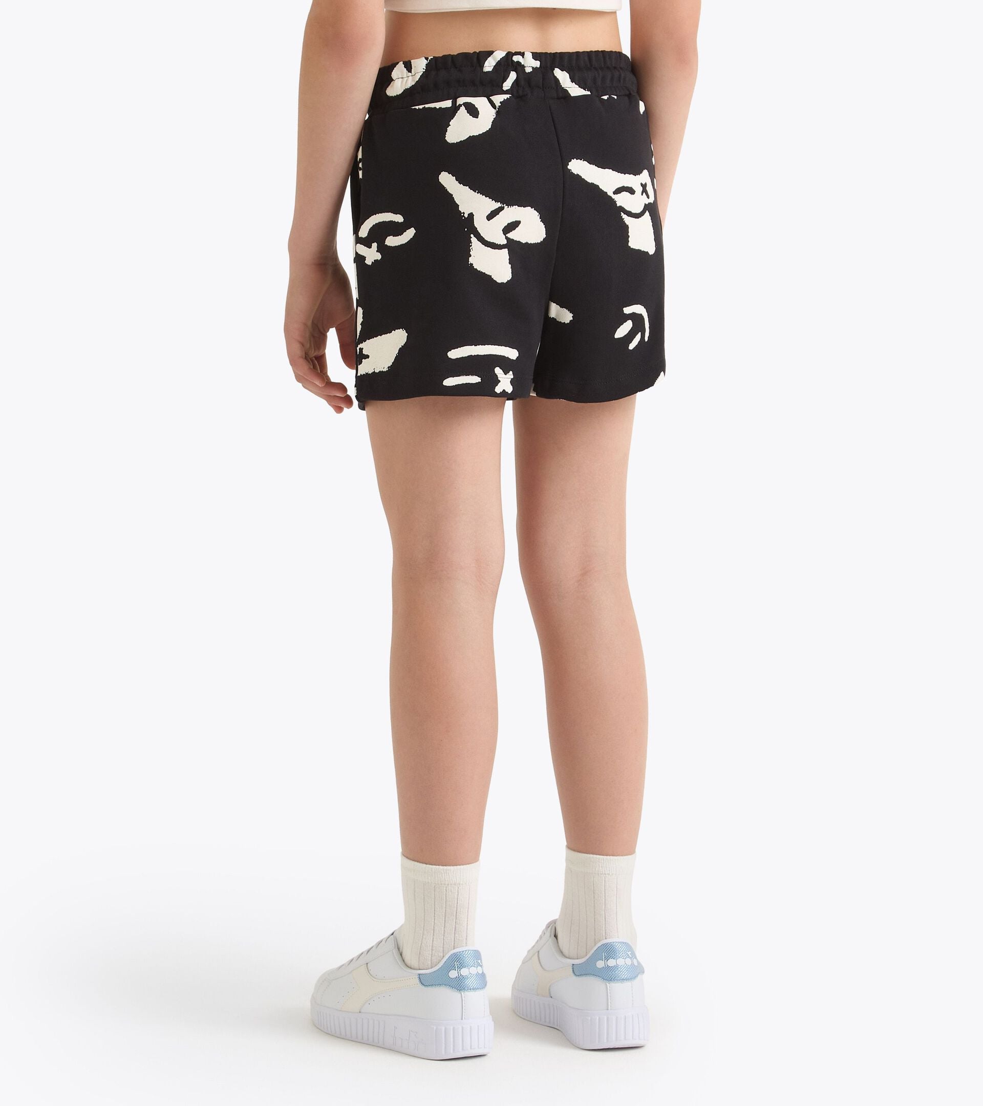 Diadora JG. SHORTS SMILE LOGO
