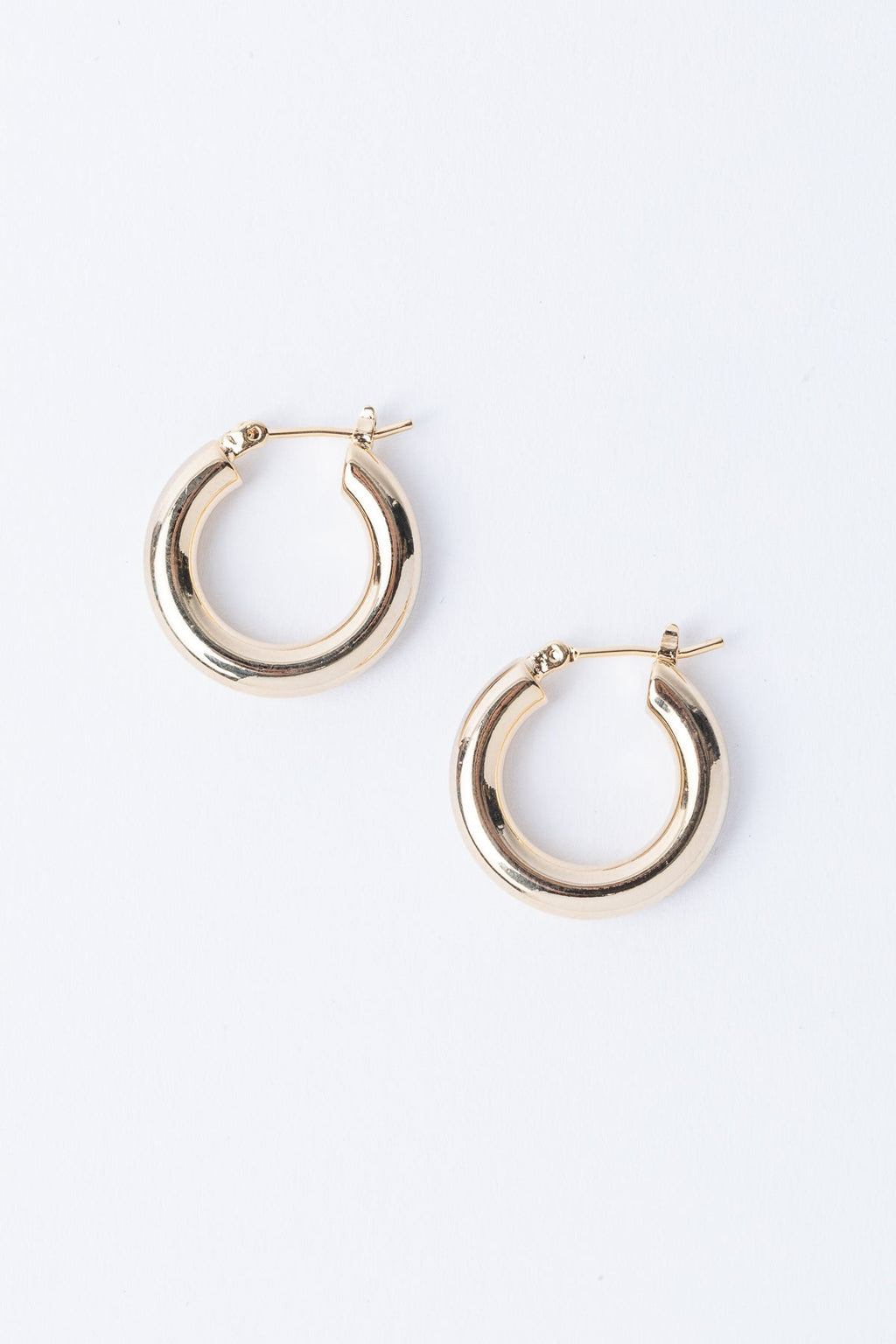  SOUTH MOON UNDER Classic Hoop Earring