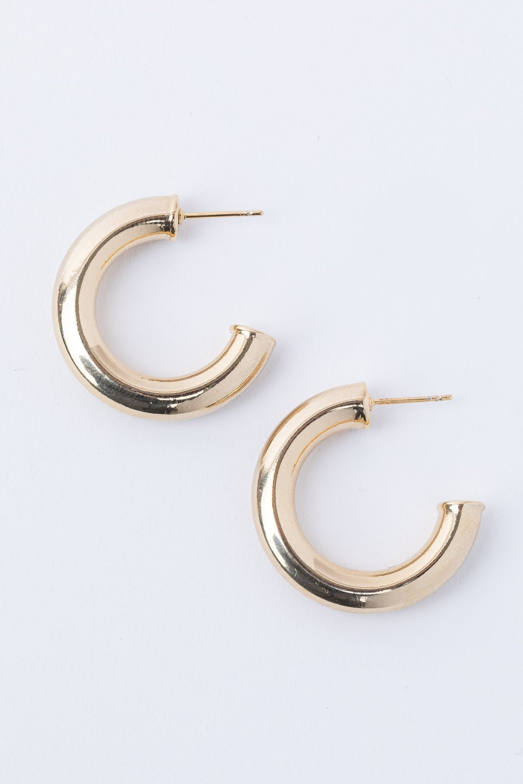  SOUTH MOON UNDER Chunky Gold Tube Hoop
